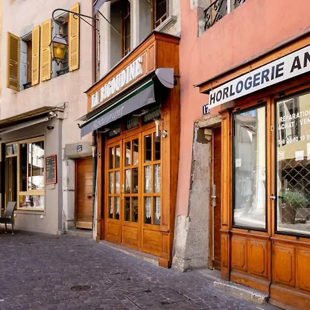 Apartment Dauphin Vieille Ancien Couvent 1638